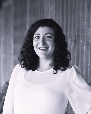 Anna Plefka, Realtor Associate