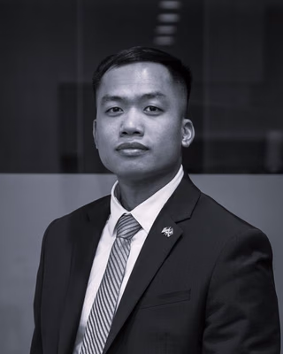 Choua Xiong, Realtor Associate