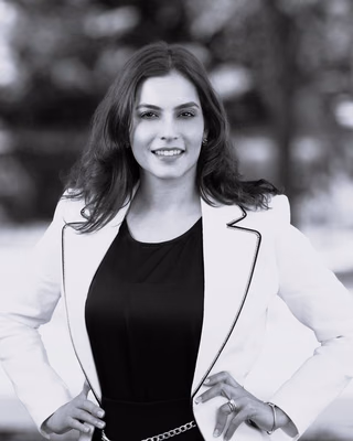 Cristina Quirarte, Realtor Associate