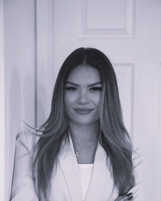 Gunje Altangerel, Realtor Associate