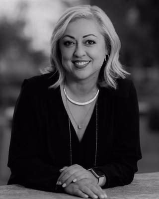 Liliana Ghiurau, Realtor Associate