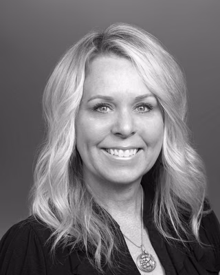 Lisa Dalnoki, Realtor Associate