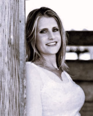 Stephanie Smith, Realtor Associate