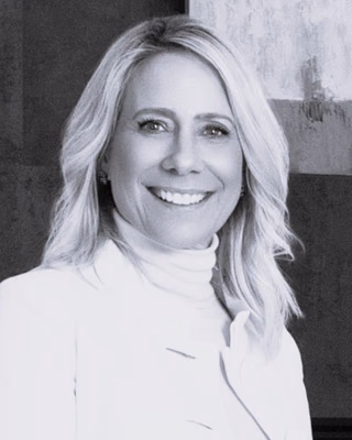 Tricia Rossi, Broker Associate